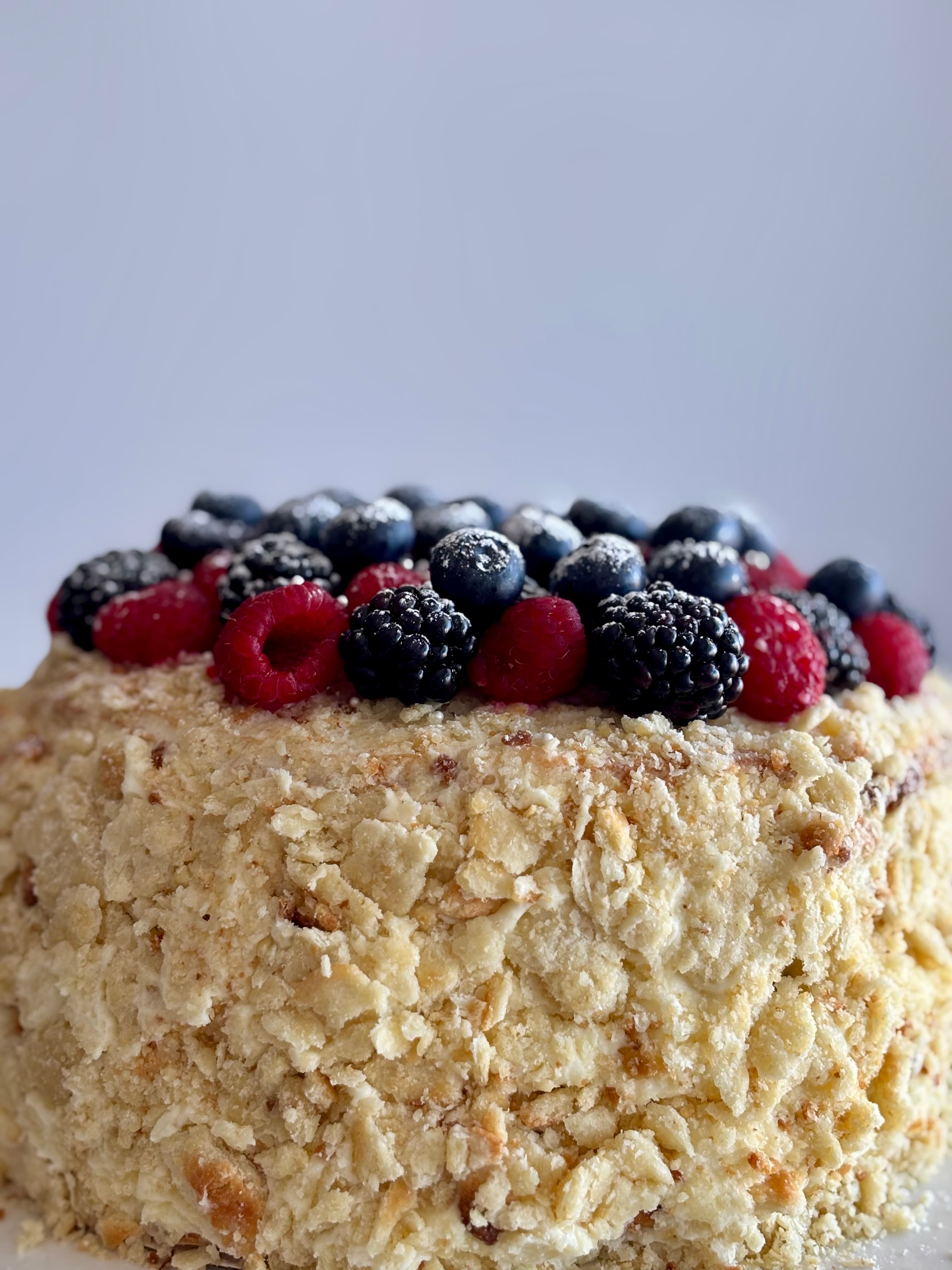 Napoleon cake with delicate pastry layers